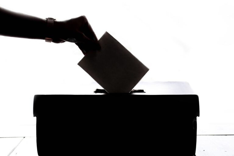Programma elettorale e locandina elezioni CSPI 7 maggio 2024 – Lista n. III componente Ata “Ascoltare Vedere Fare”
